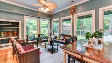 Rumah (4 Bedrooms) | Interior