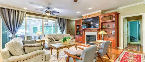 House (4 Bedrooms) | Front of property