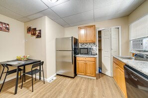 Lejlighed (3 Bedrooms) | Privat køkken | Mikrobølgeovn, ovn, kogeplade, opvaskemaskine