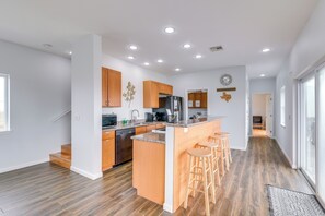 House (4 Bedrooms) | Interior - Boardwalk to Beach: Ocean-view Surfside Home! (Freeport)