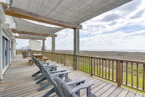 House (4 Bedrooms) | Front of property - Surfside Beach Home w/ Private Boardwalk Access! (Freeport)