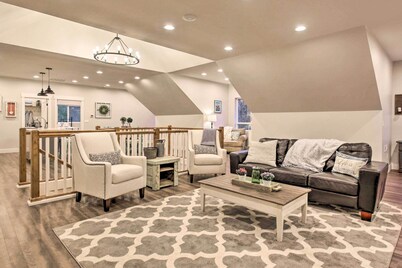 Chic Farmhouse w/ Creek in Heart of Wine Country!