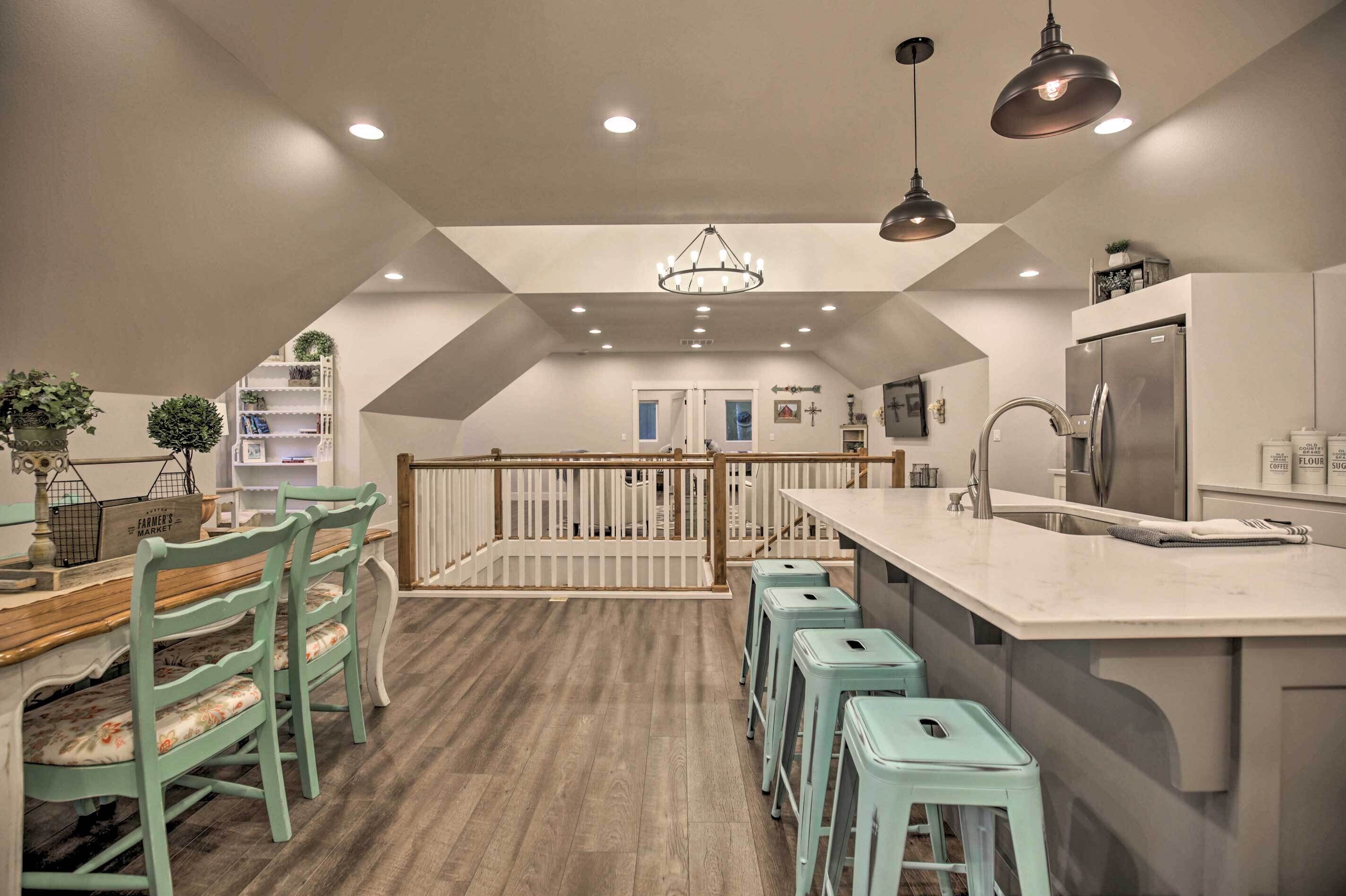 المنشأة من الداخل