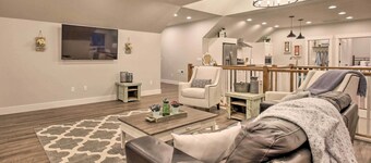 Chic Farmhouse w/ Creek in Heart of Wine Country!