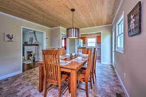 Cottage (3 Bedrooms) | Interior