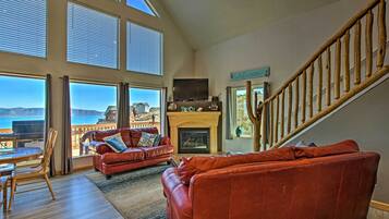 House (6 Bedrooms) | Interior