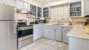 Cottage (3 Bedrooms) | Interior