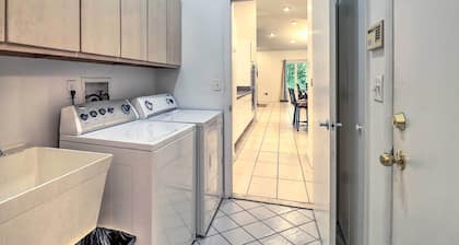 Private Yard: Pet-friendly Home in Dover
