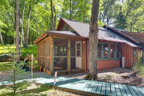 House (2 Bedrooms) | Interior - Quaint & Cozy Lake Cabin w/ Dock & Beach Access! (St Germain)