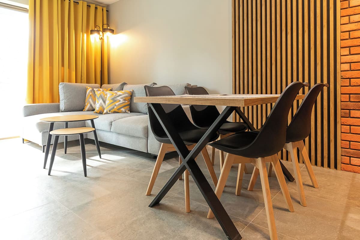 Apartamento clásico | Servicio de comidas en la habitación