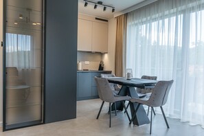 家庭公寓 | 客房内用餐
