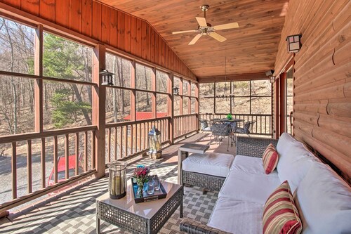 Cabin w/ Decks & Fire Pit Near Lost River!