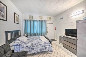 Apartment (0 Bedroom) | Interior