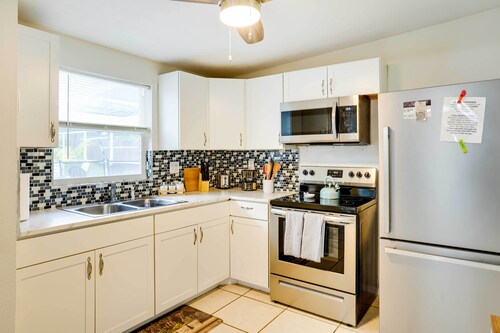 Pet-friendly Lakeland Escape w/ Private Pool!