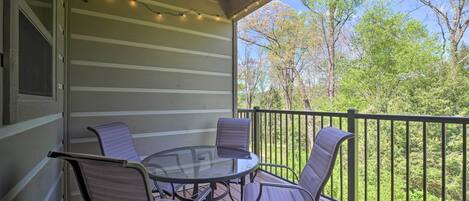 Apartment (2 Bedrooms) | Front of property