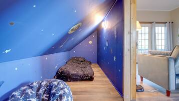 Apartment (0 Bedroom) | Interior