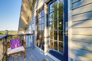 Apartment (0 Bedroom) | Interior