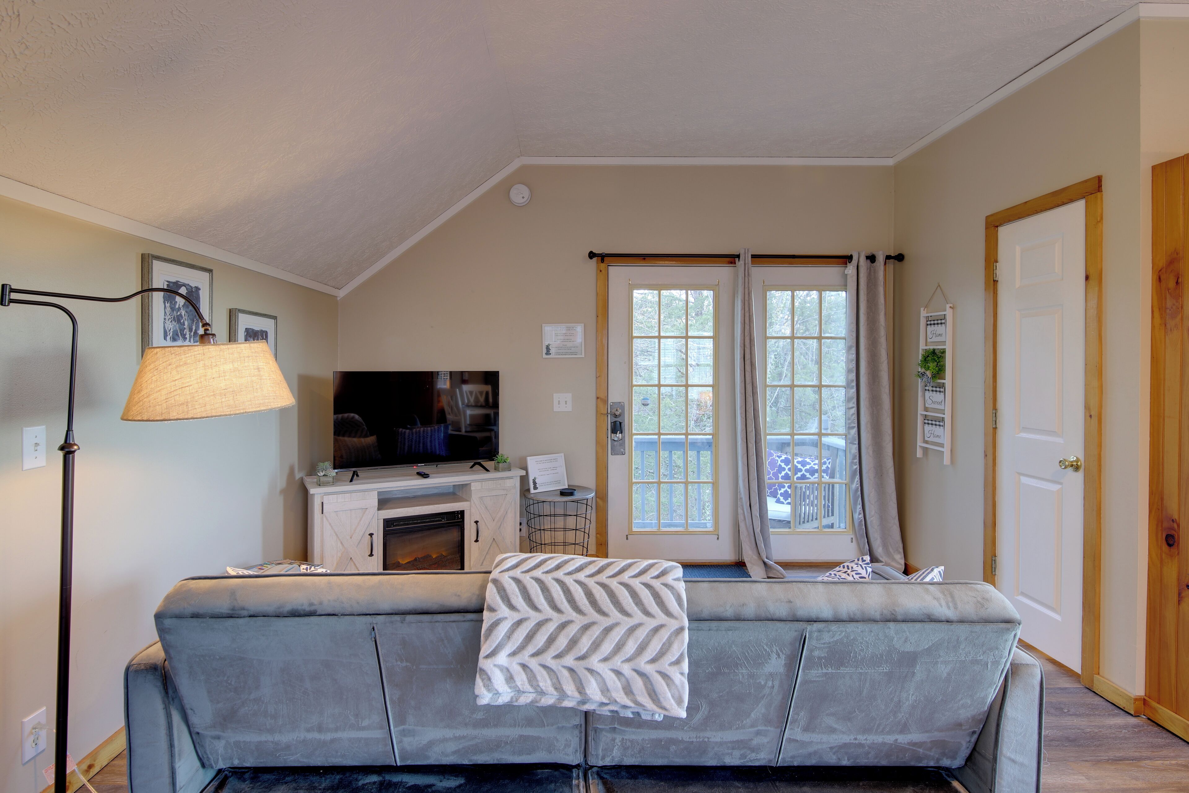 公寓 (0 Bedroom) | 住宿内部