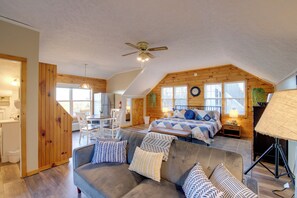 Apartment (0 Bedroom) | Interior