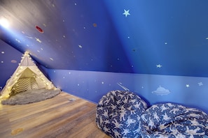 Apartment (0 Bedroom) | Interior - Near Douglas Lake: Mountain Jewel Haven w/ Views (Sevierville)