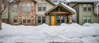 Cozy Park City Townhome By Dining, Shops & More!