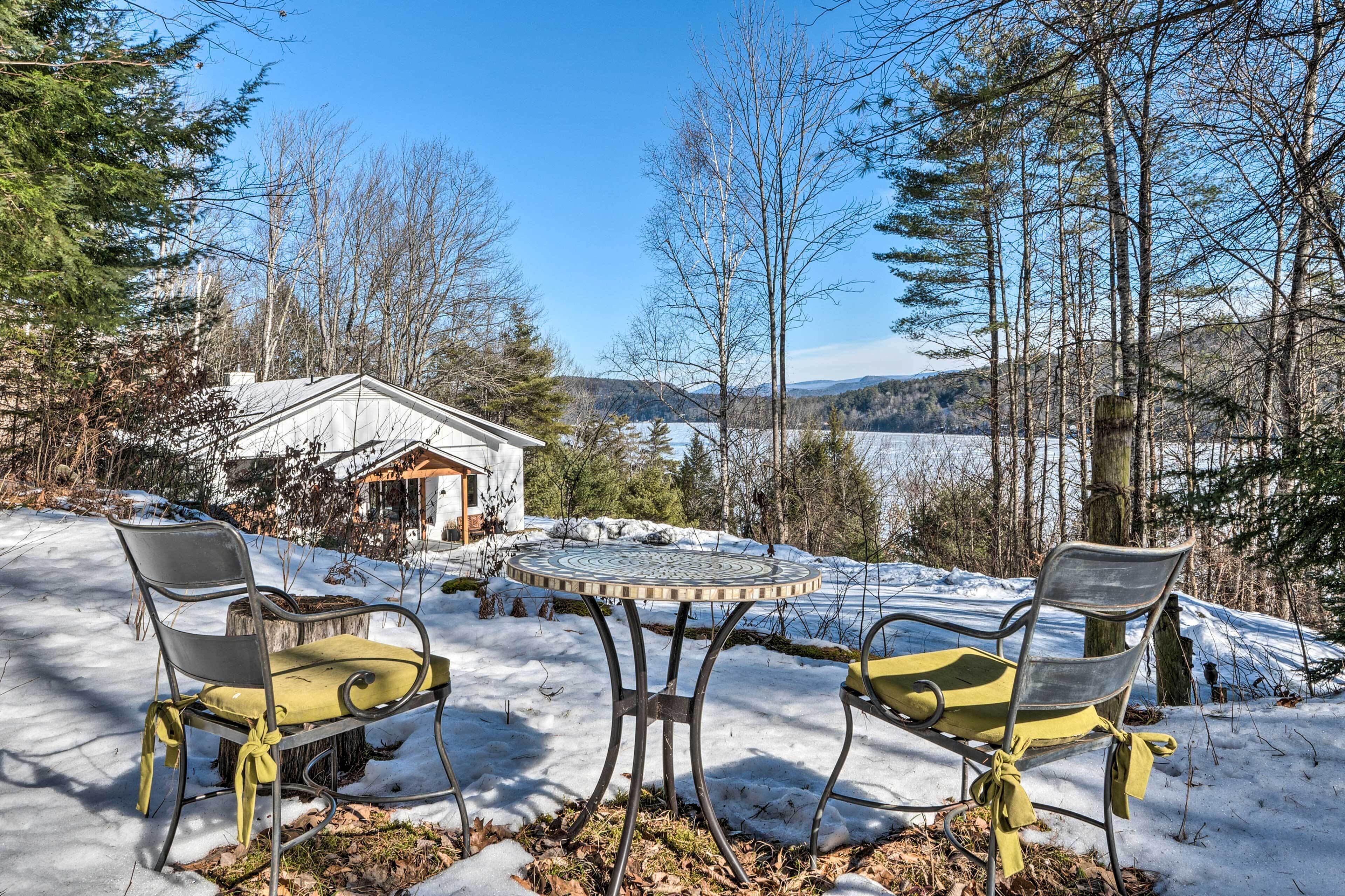 Contemporary Mountain-view Home on Lake Morey