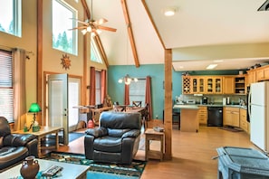 House (2 Bedrooms) | Interior