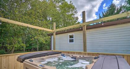 'take 5' Retreat w/ Hot Tub: Relax, Rest, Refresh!