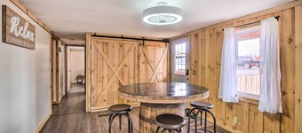 'take 5' Retreat w/ Hot Tub: Relax, Rest, Refresh!