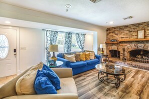 House (4 Bedrooms) | Interior - 6 Mi to Boardwalk: Myrtle Beach Golfer's Retreat! (Myrtle Beach)