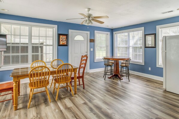 House (4 Bedrooms) | Interior - 6 Mi to Boardwalk: Myrtle Beach Golfer's Retreat! (Myrtle Beach)