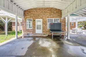 House (4 Bedrooms) | Interior - 6 Mi to Boardwalk: Myrtle Beach Golfer's Retreat! (Myrtle Beach)