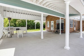 House (4 Bedrooms) | Interior