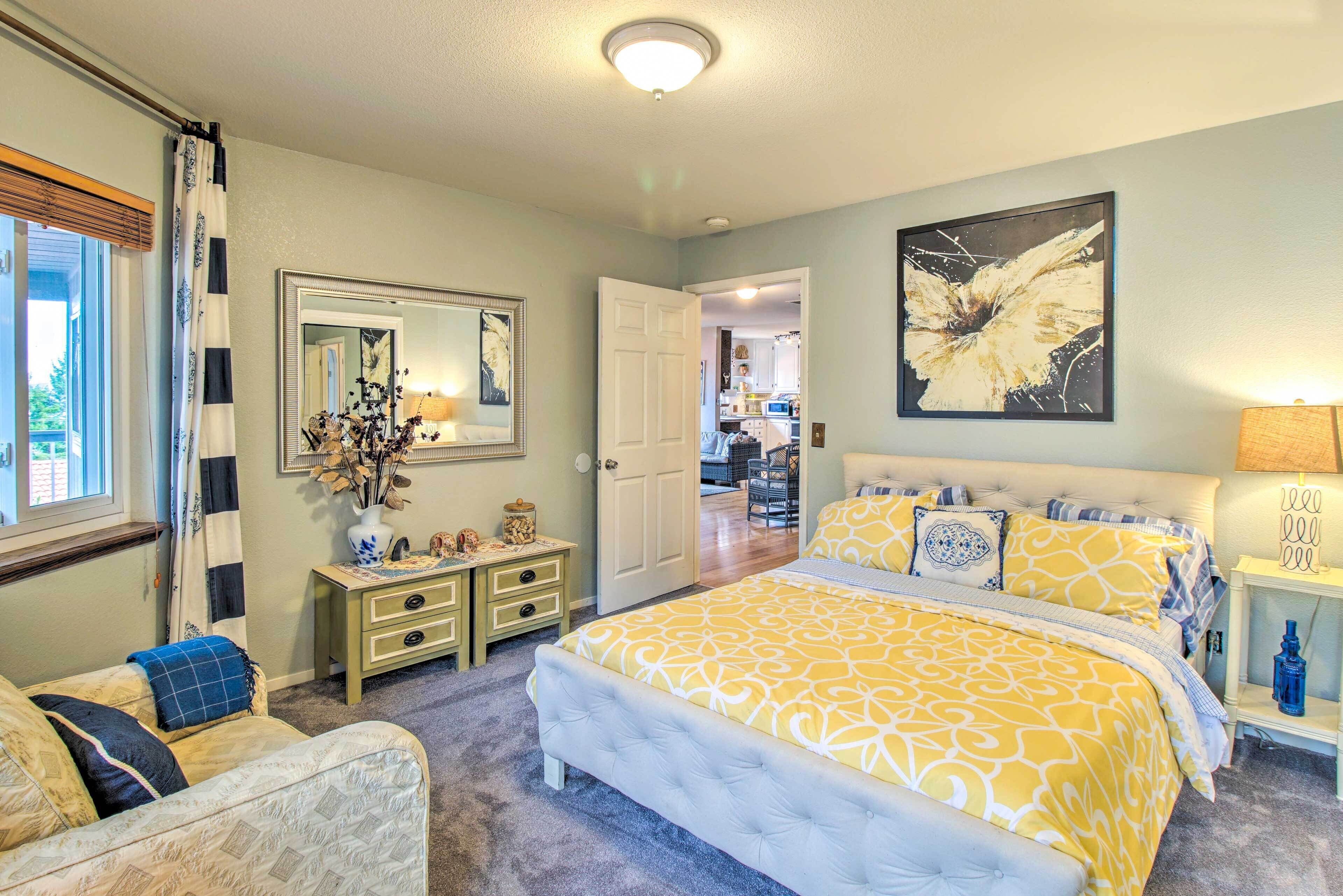 Unique Home w/ Deck, Grill, Lake & Mtn Views!