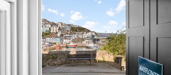 Mayflower, Maritime Suites - Free Wi-Fi - Harbour View