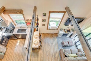 House (1 Bedroom) | Interior - Historic Charm + Modern Luxury: 6 Mi to Stowe Mtn (Stowe)