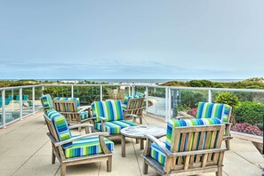 Interior - Private Beach Access: Wildwood Crest Retreat (Wildwood Crest)