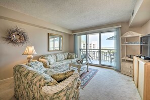 Interior - Private Beach Access: Wildwood Crest Retreat (Wildwood Crest)