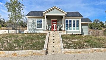 Cottage (2 Bedrooms) | Interior