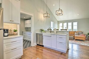 Cottage (2 Bedrooms) | Interior - Comfy Hill Country Haven w/ Private Hot Tub! (Fredericksburg)