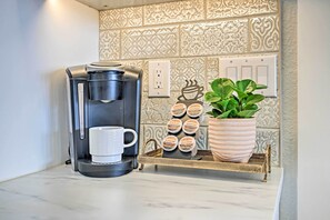 Interior - Comfy Hill Country Haven w/ Private Hot Tub! (Fredericksburg)