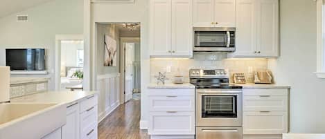 Cottage (2 Bedrooms) | Interior