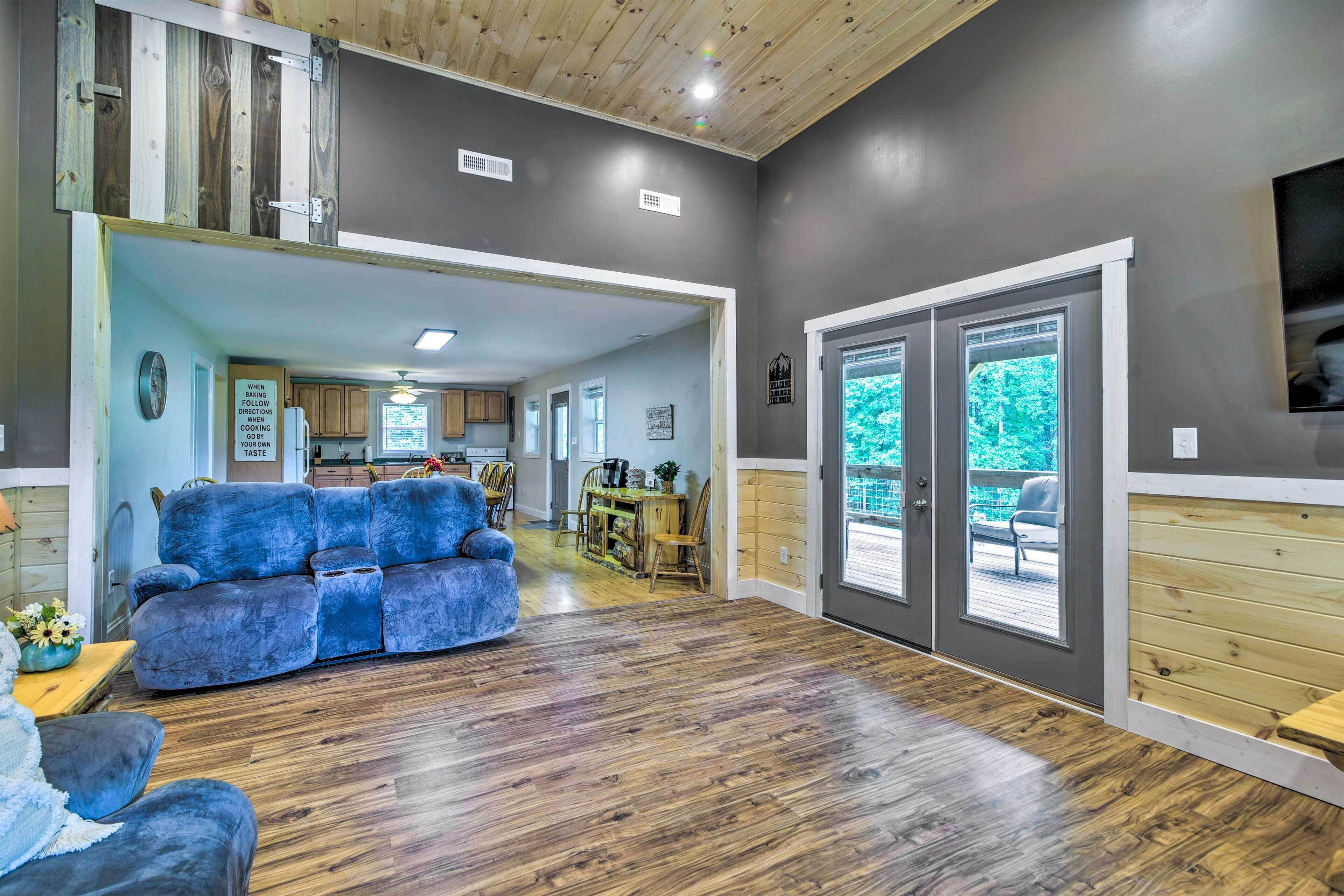 House (2 Bedrooms) | Interior
