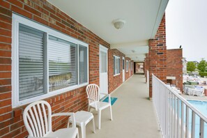 Apartment (1 Bedroom) | Interior - Bright Condo Half-block to Cape May Beach! (Cape May)