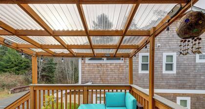 Rockaway Beach Vacation Rental: Walk to Ocean