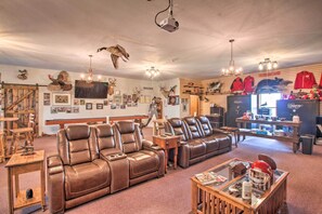 Front of property - Pheasant Game Farm Missouri Vacation Rental! (Braymer)