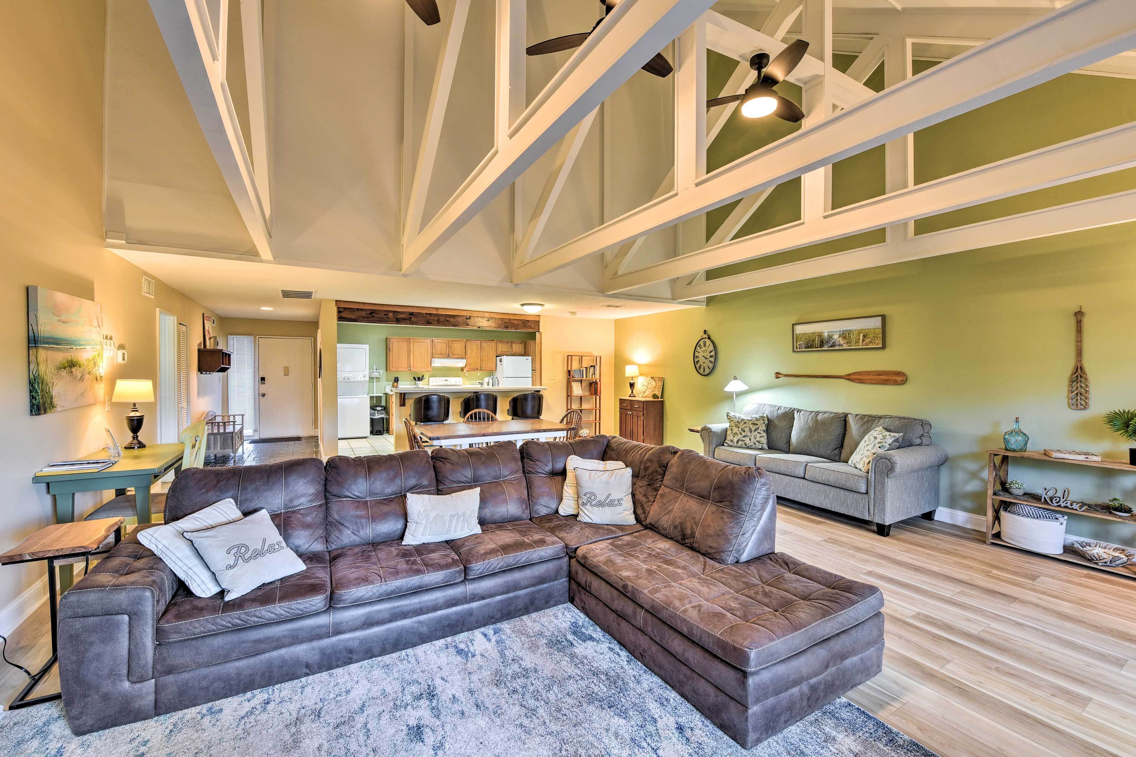 Pet-friendly Retreat in Palmetto Dunes!