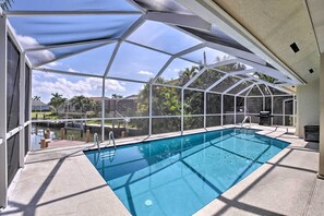 House (4 Bedrooms) | Front of property