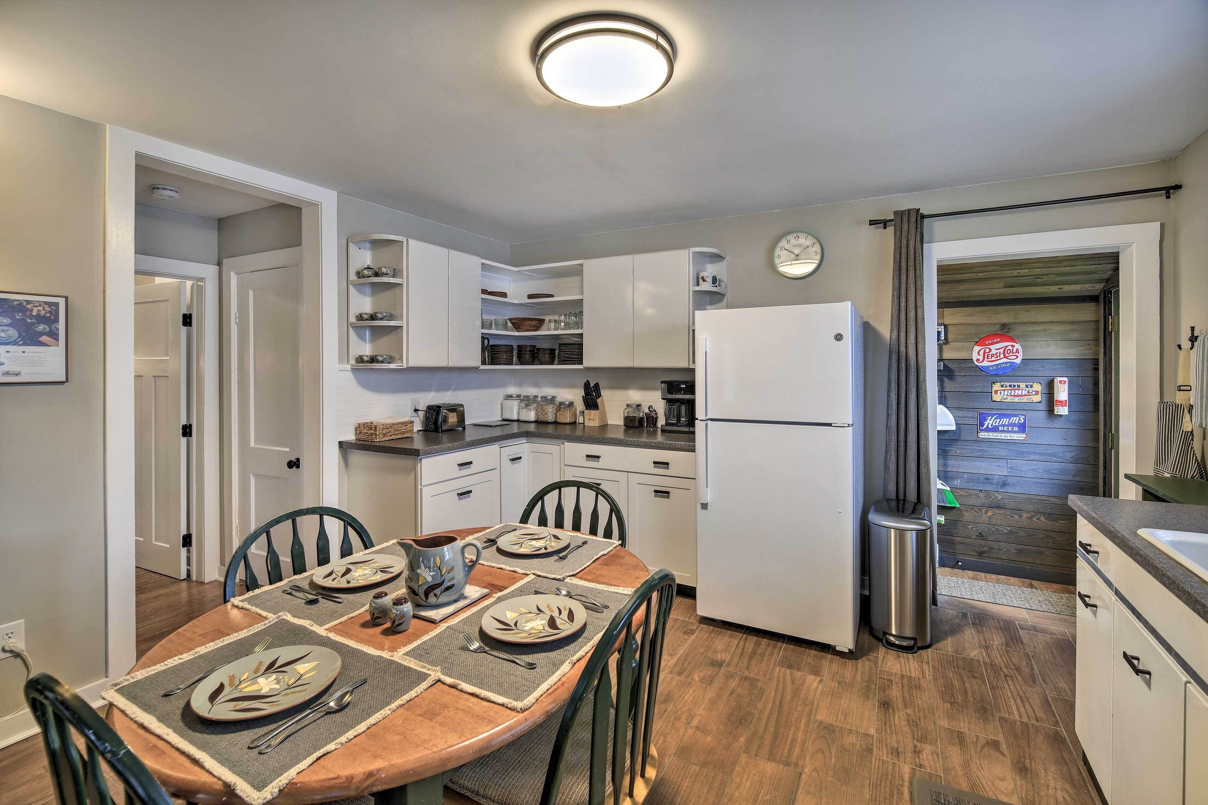 House (2 Bedrooms) | Interior