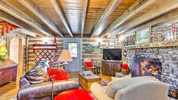 House (1 Bedroom) | Interior